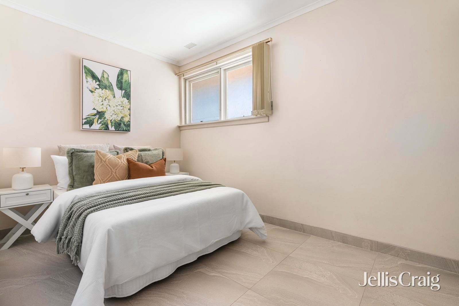 2/4 Batten Street, Glen&nbsp;Waverley image 8