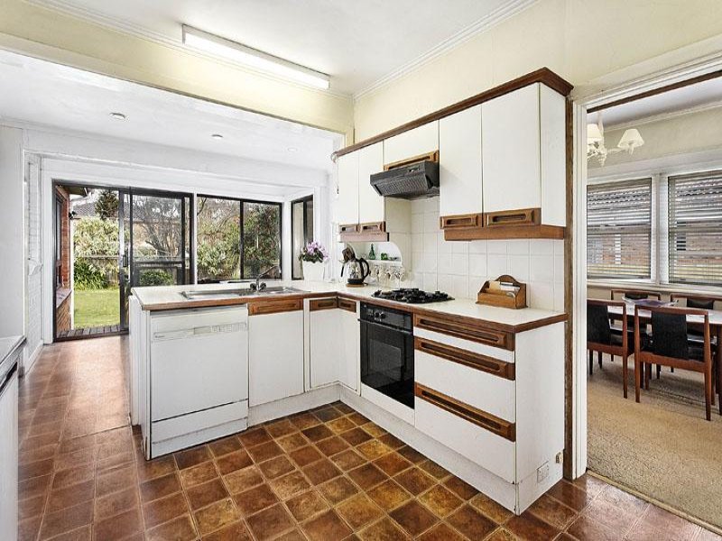 24 Belmore Road, Balwyn image 3
