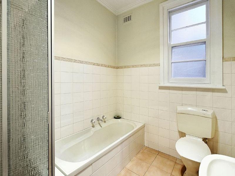 24 Belmore Road, Balwyn image 5