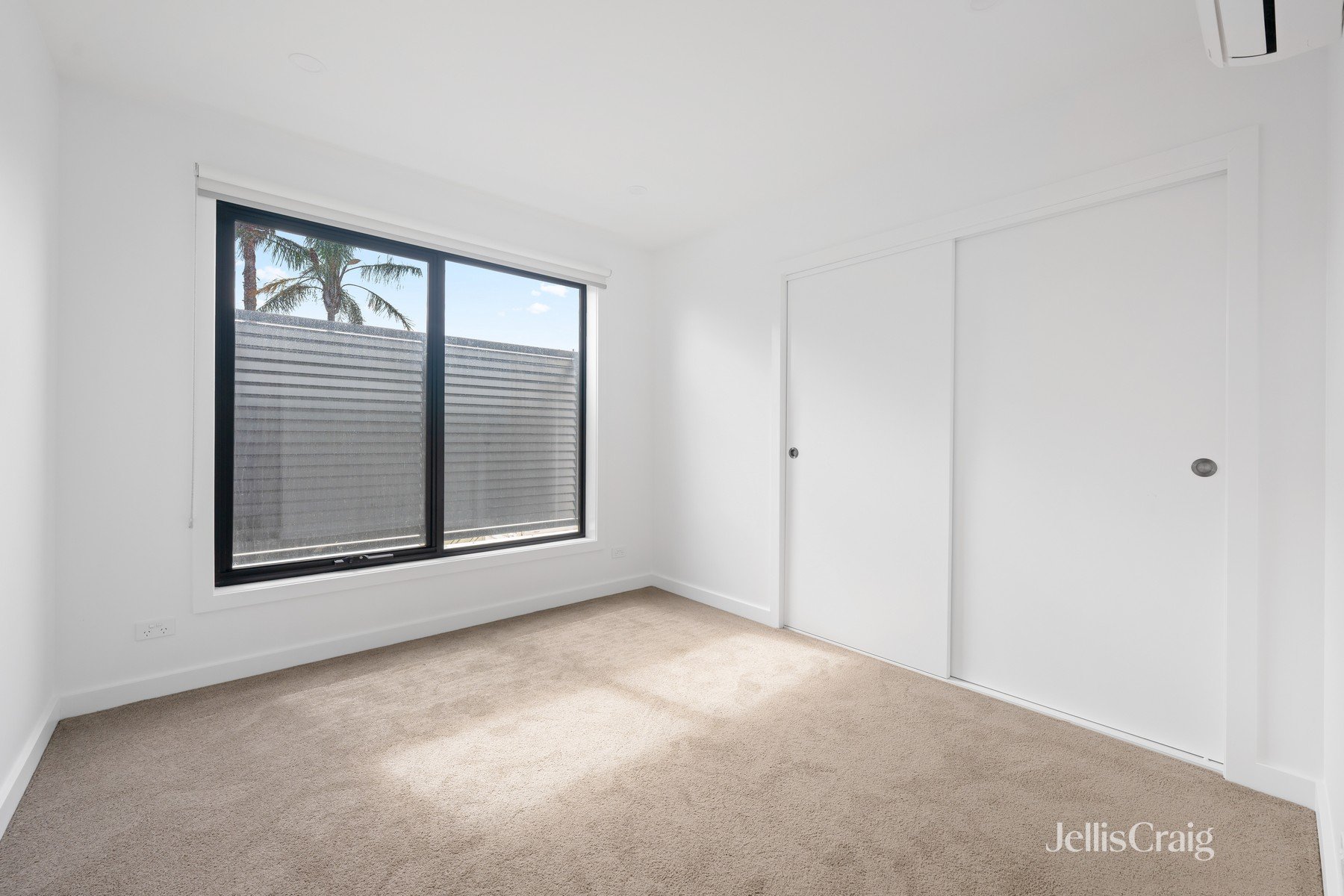2/4 Benambra Street, Preston image 5