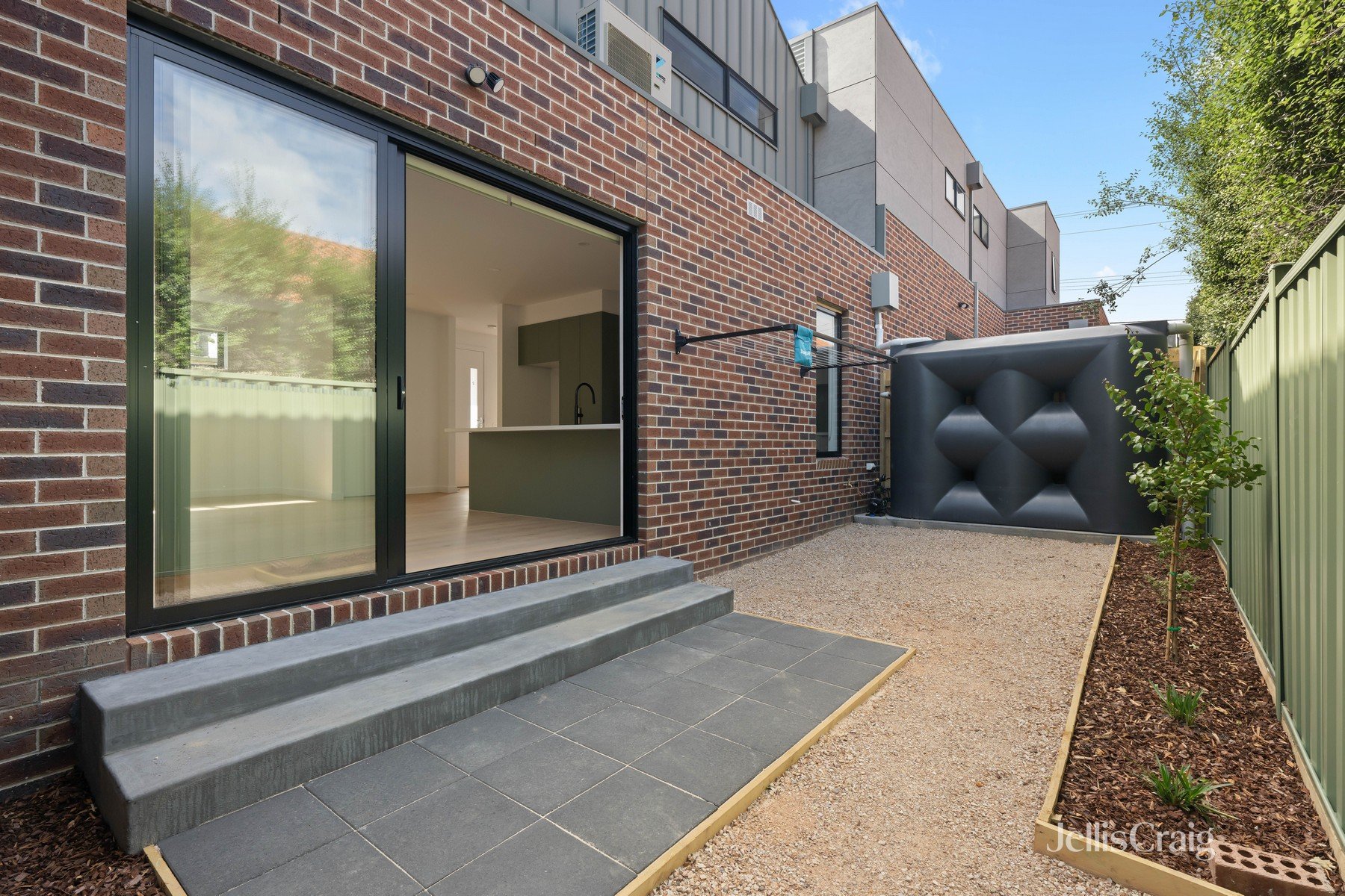 2/4 Benambra Street, Preston image 11