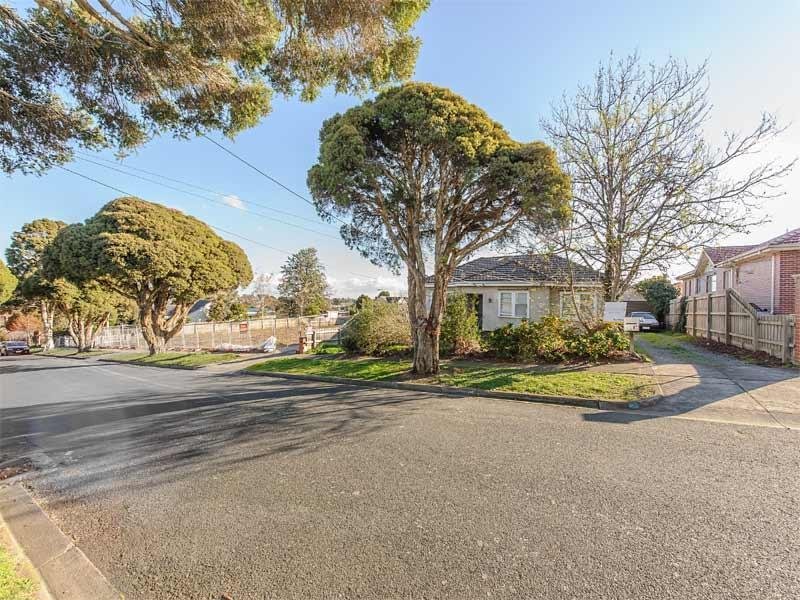 24 Bennett Street, Burwood image 7