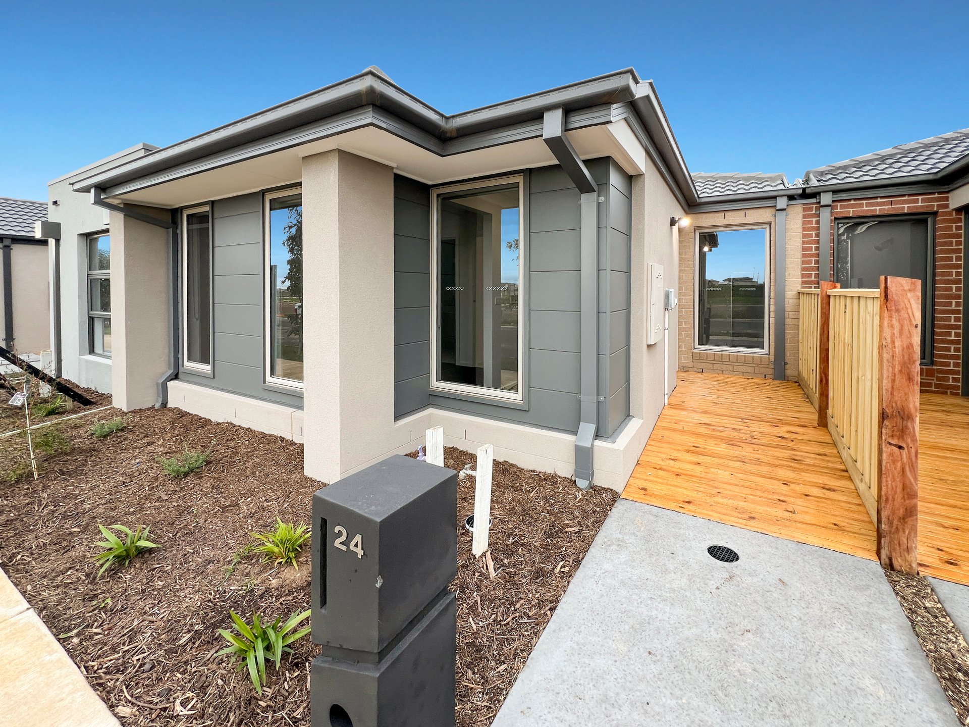24 Beveridge Circuit, Armstrong&nbsp;Creek image 2