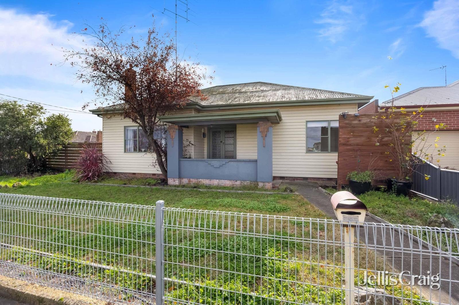 24 Birdwood Avenue, Sebastopol image 1