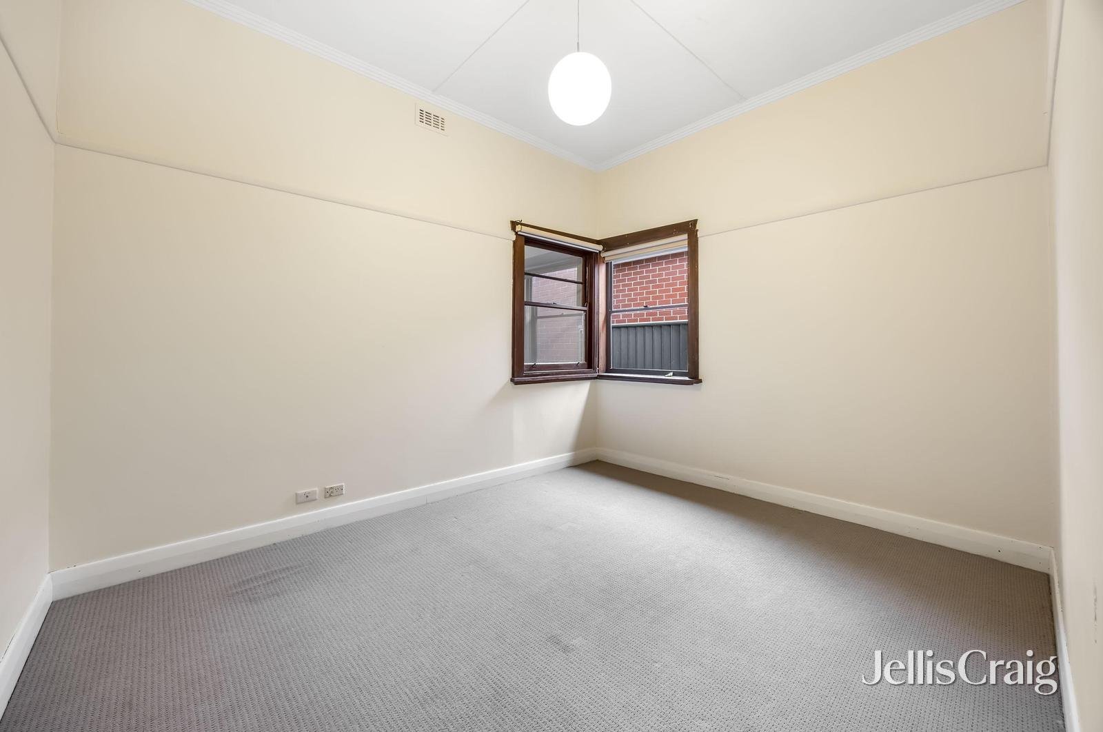 24 Birdwood Avenue, Sebastopol image 10