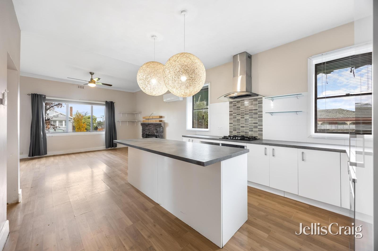24 Birdwood Avenue, Sebastopol image 4