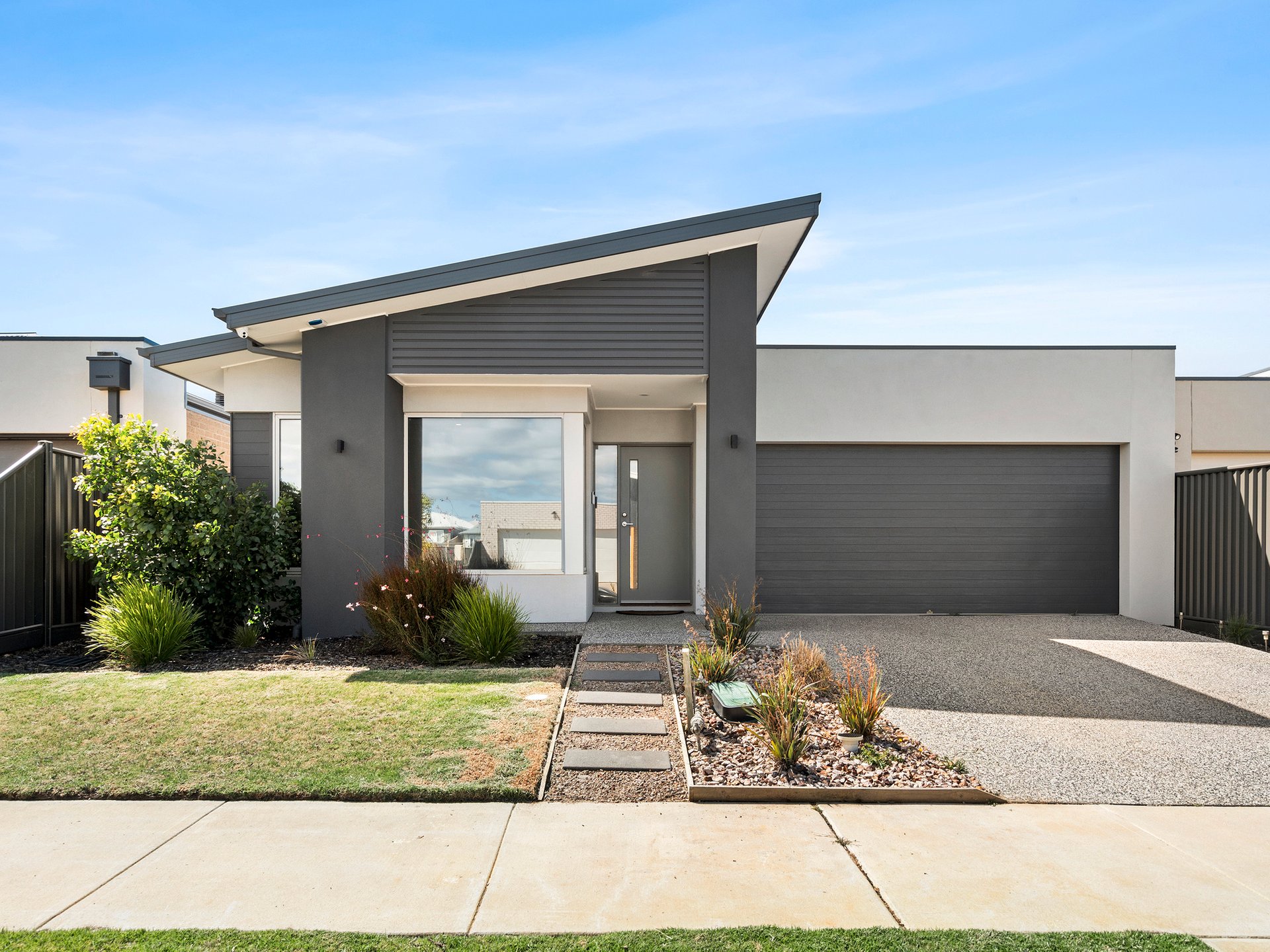 Property Gallery - Main Image