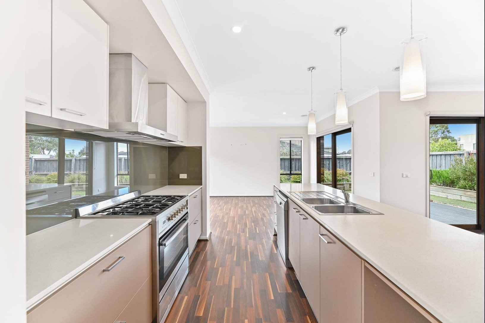 24 Bloom Avenue, Wantirna&nbsp;South image 2