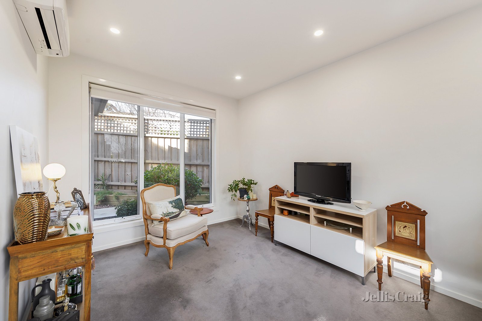 2/4 Bogong Court, Doncaster East image 5