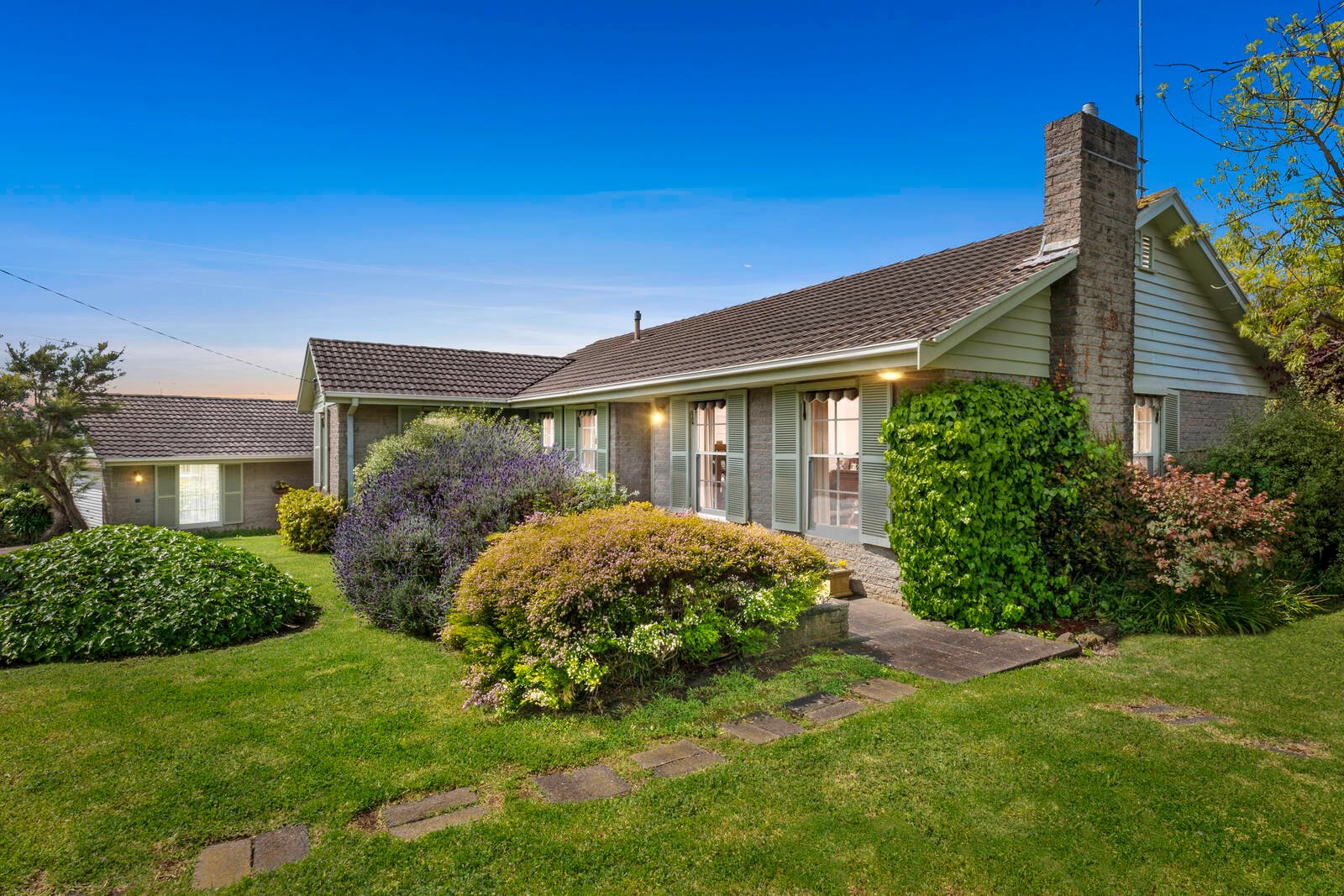 24 Bonsey Road, Highton, VIC 3216