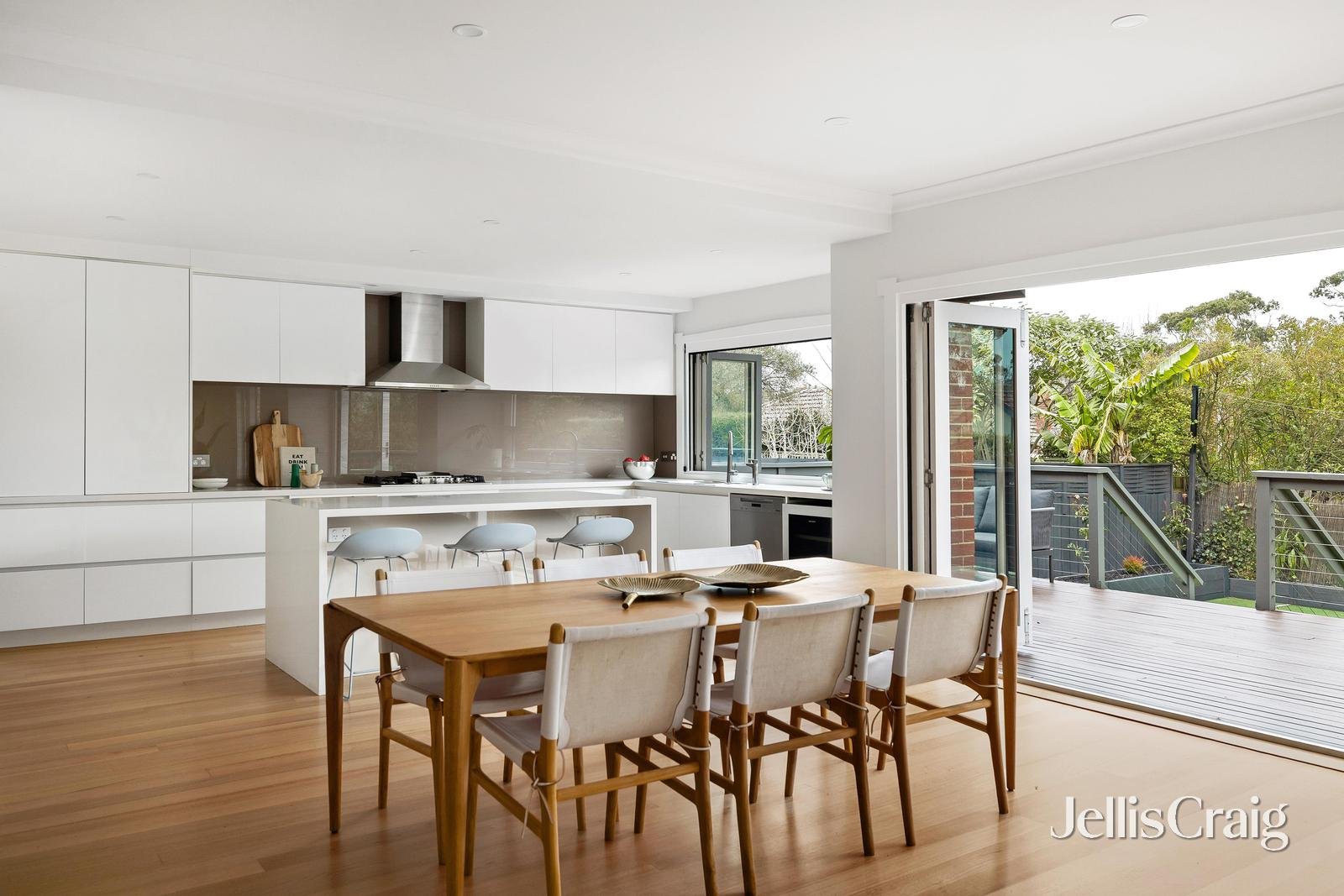 24 Boorool Road, Kew&nbsp;East image 6