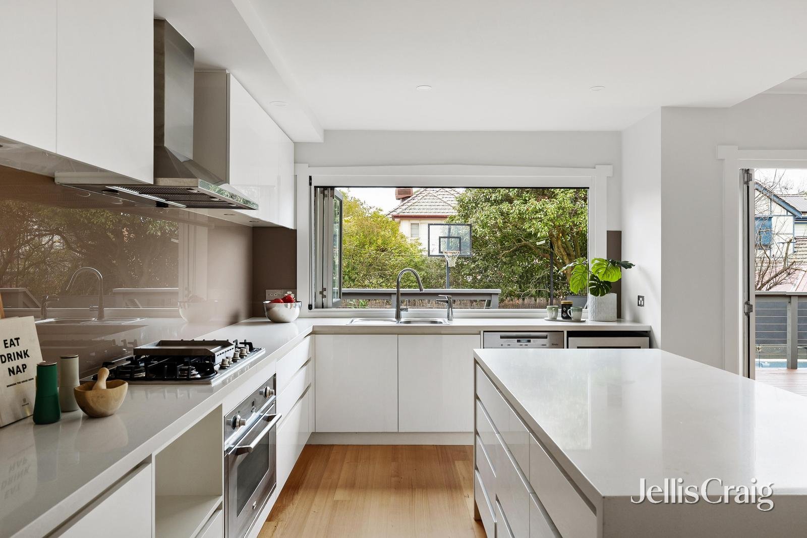 24 Boorool Road, Kew&nbsp;East image 7