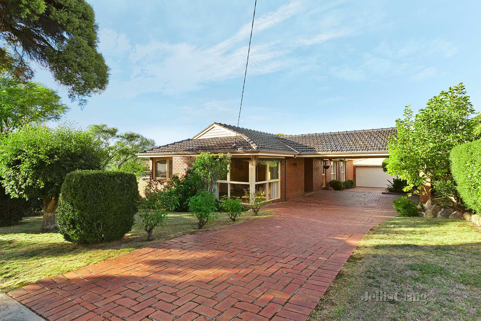 24 Braeside Drive, Doncaster image 1