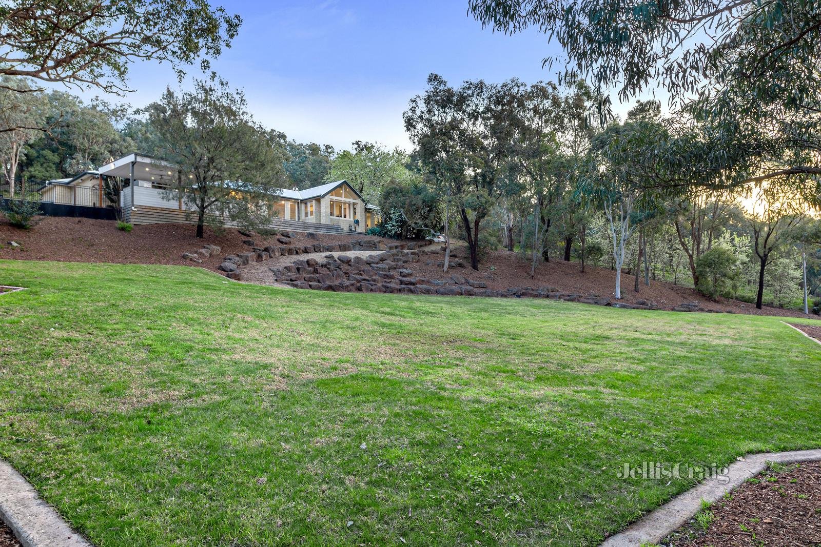 24 Brogil Road, North Warrandyte image 20