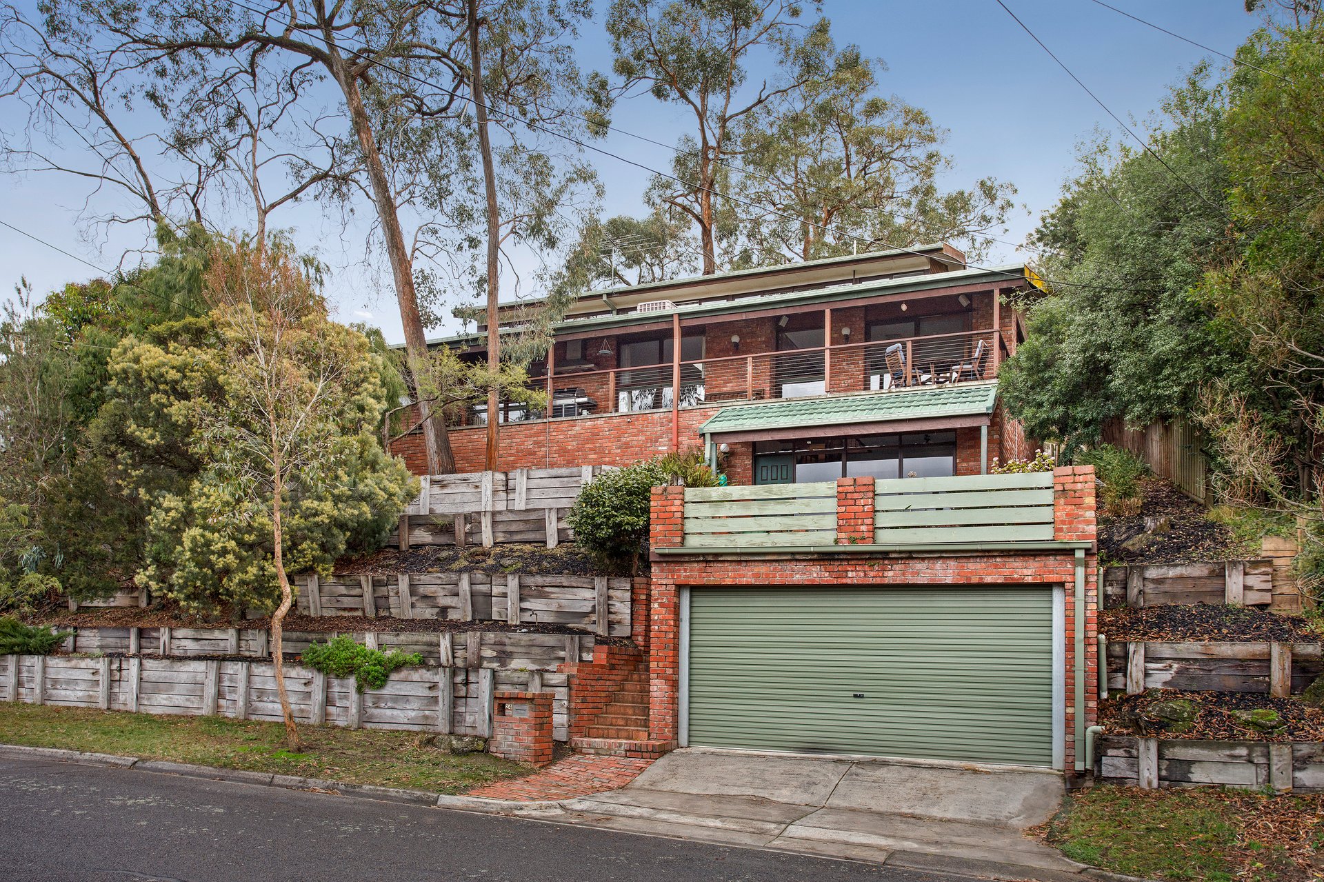 24 Byways Drive, Ringwood East image 1