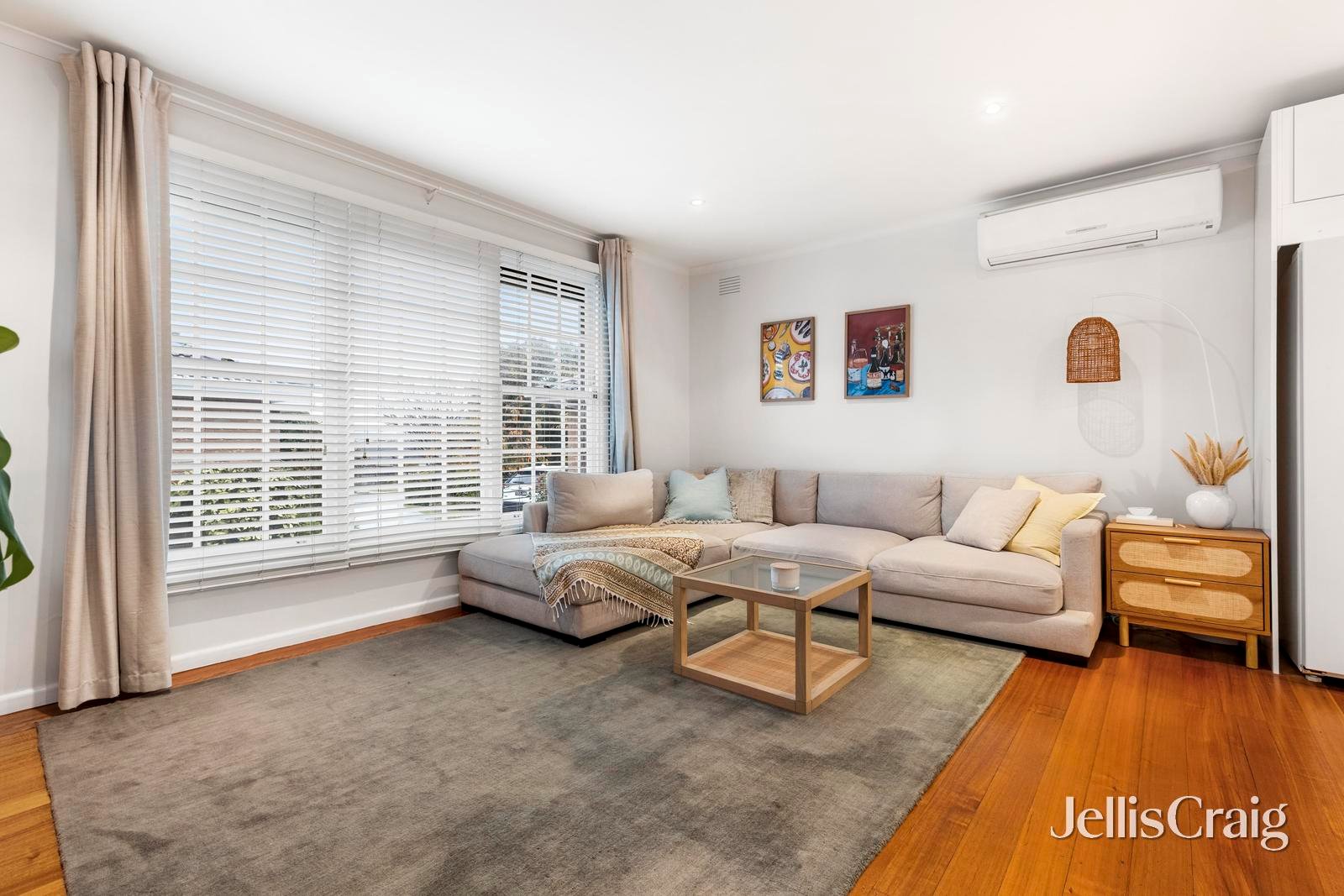 2/4 Cameron Street, Mount&nbsp;Waverley image 3