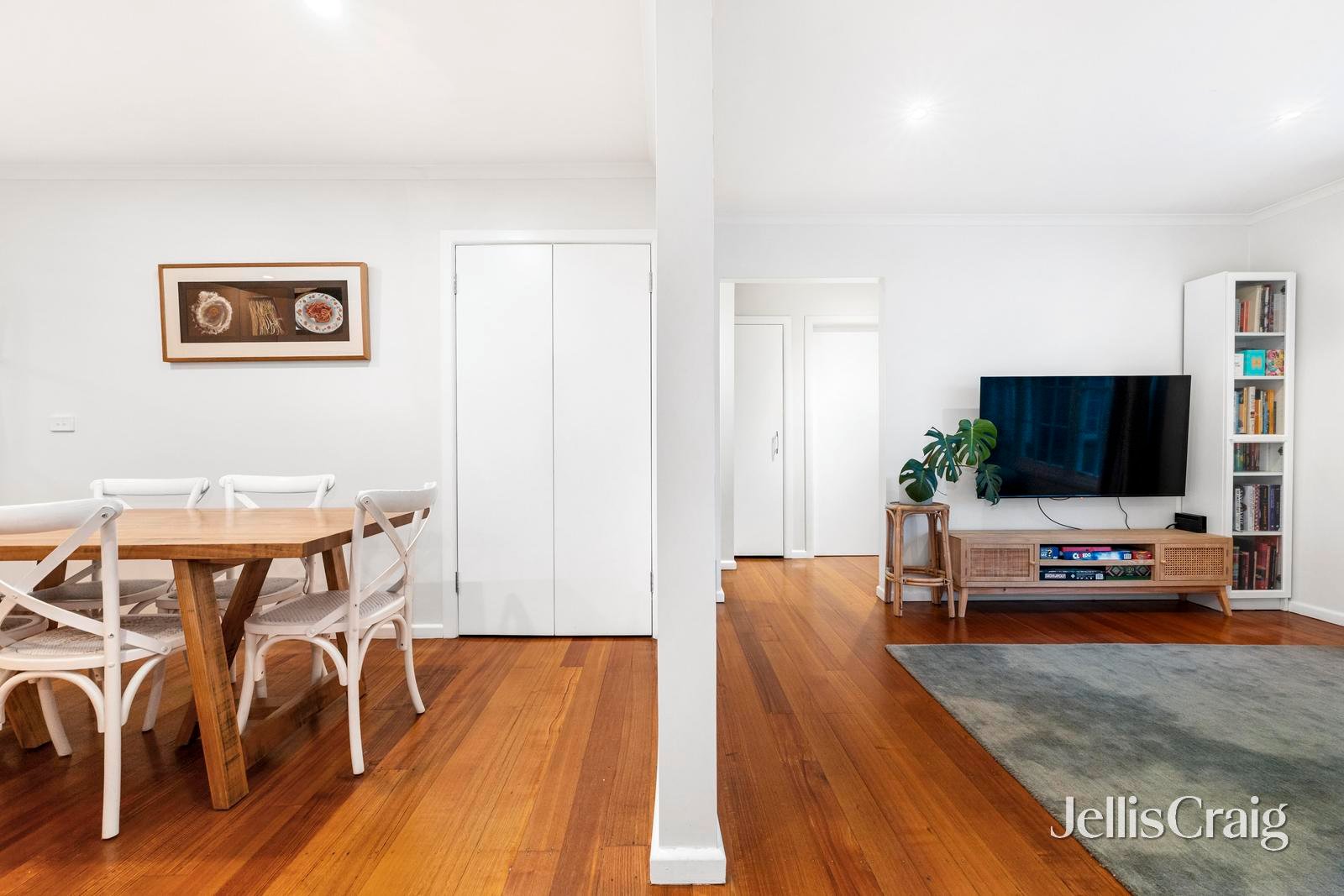 2/4 Cameron Street, Mount&nbsp;Waverley image 5