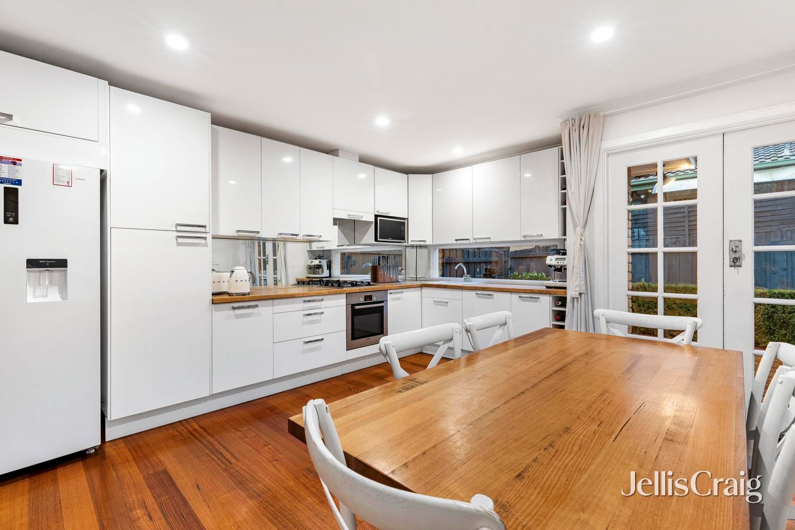 2/4 Cameron Street, Mount&nbsp;Waverley image 6