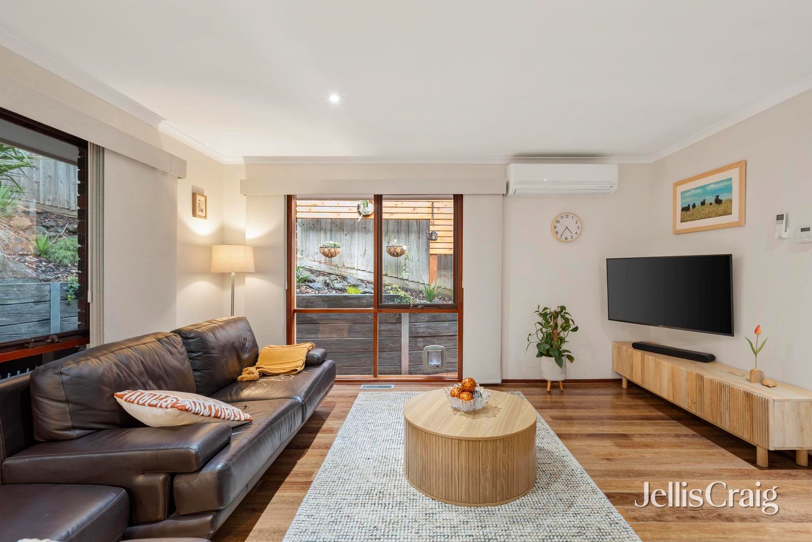 24 Cantala Crescent, Ringwood&nbsp;North image 2
