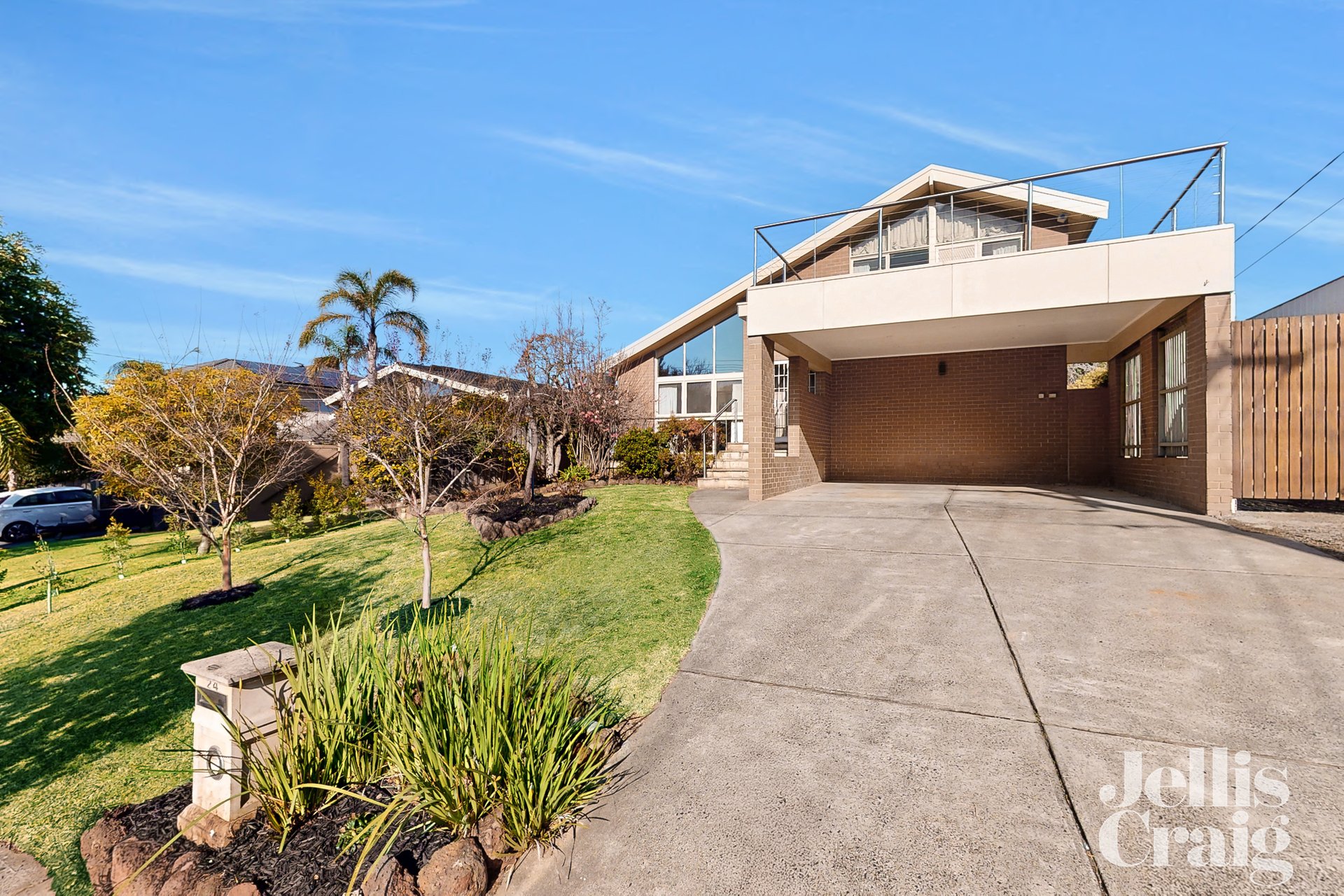 24 Cantala Drive, Doncaster image 1