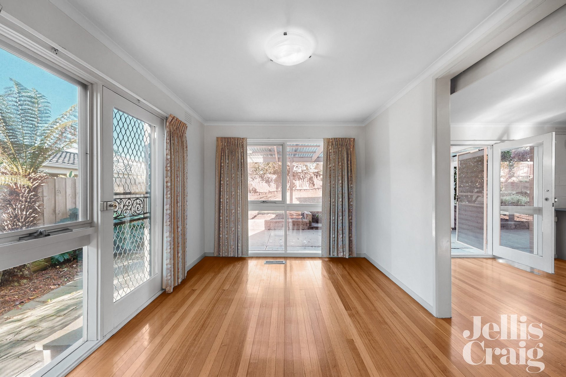 24 Cantala Drive, Doncaster image 4