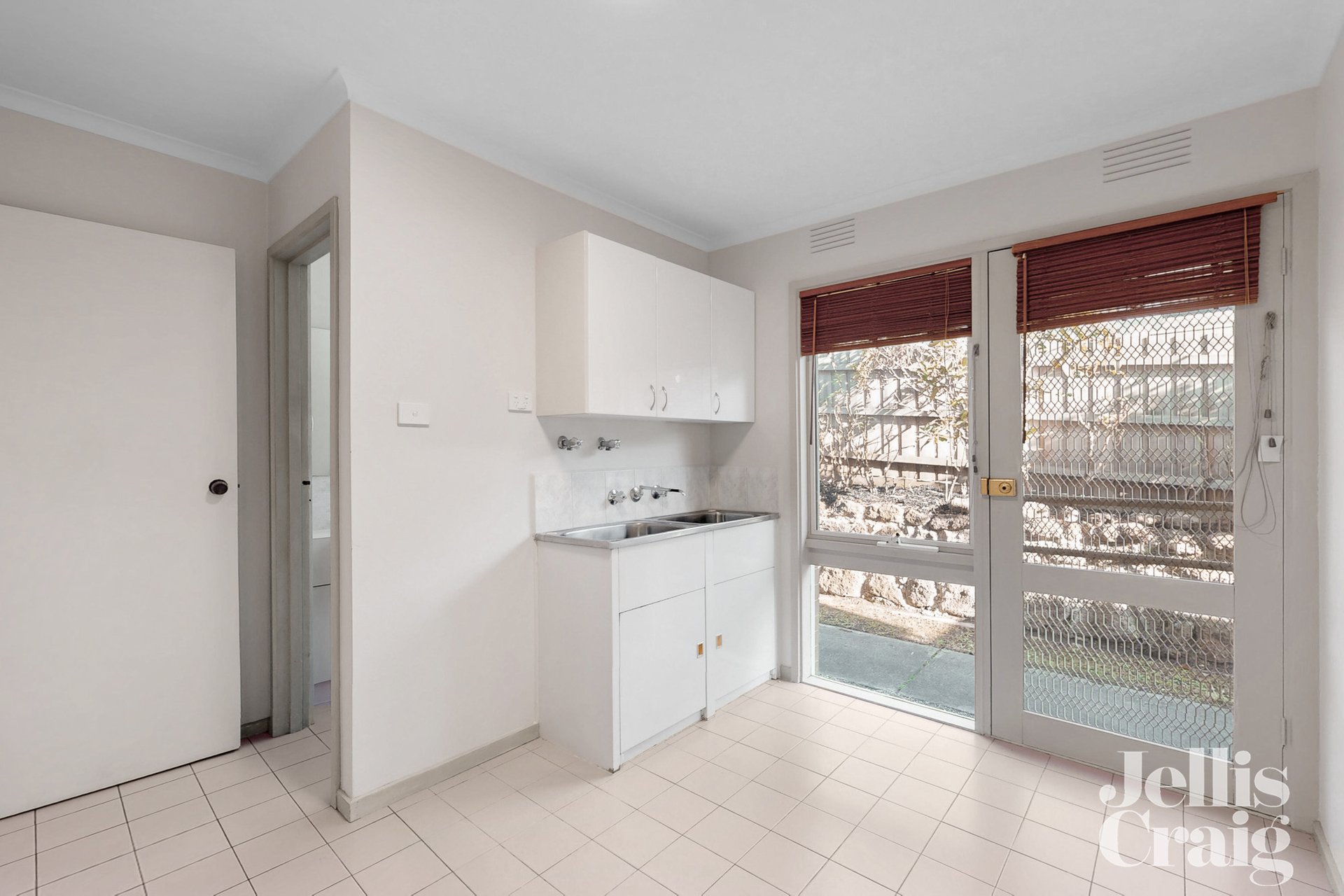 24 Cantala Drive, Doncaster image 8