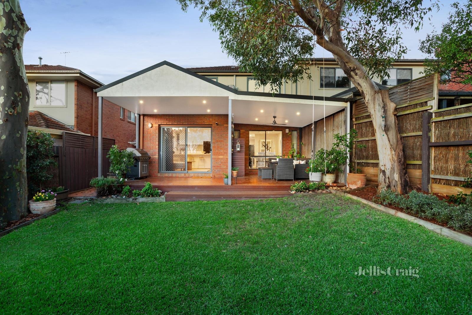 24 Cascades View, Yallambie image 14