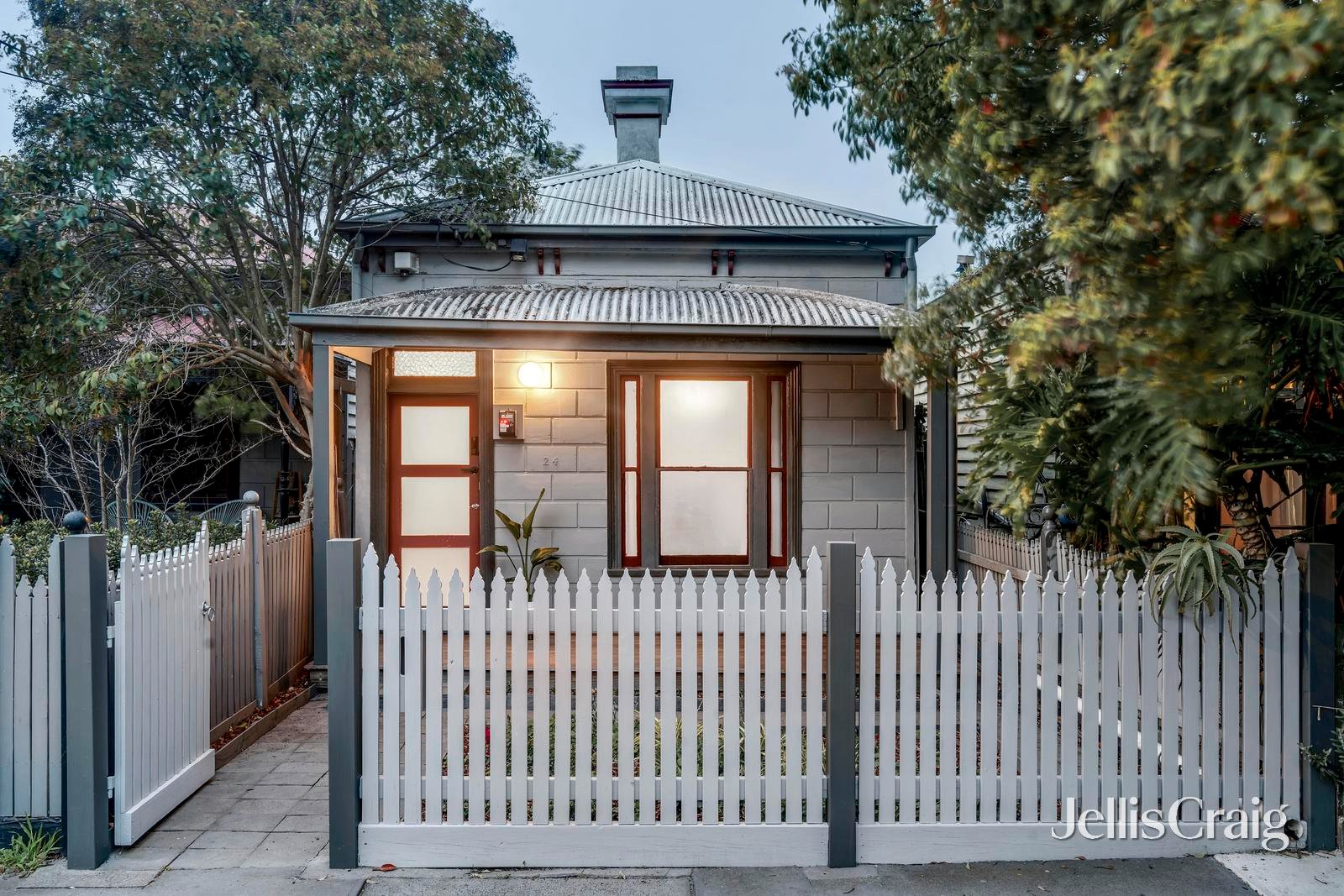 24 Charles Street, Brunswick image 1