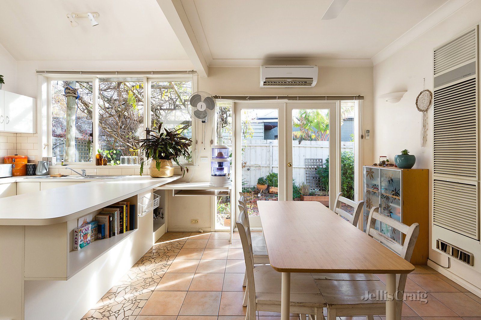 24 Claude Street, Northcote image 6