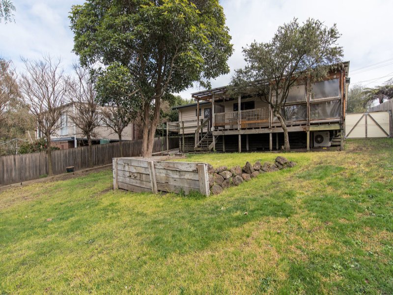 24 Club Point Drive, Chirnside Park image 8