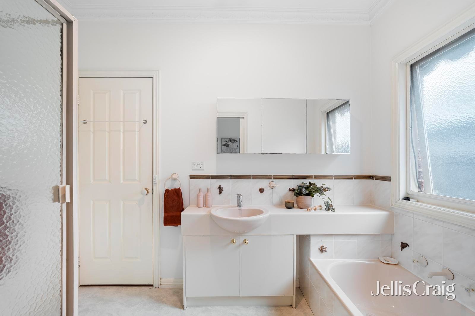 24 Cobham Road, Mitcham image 15