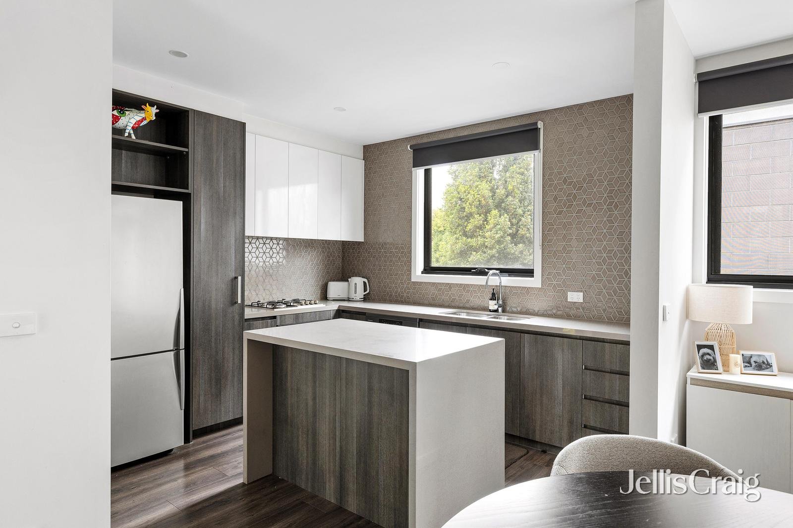 24 Collared Close, Bundoora image 4