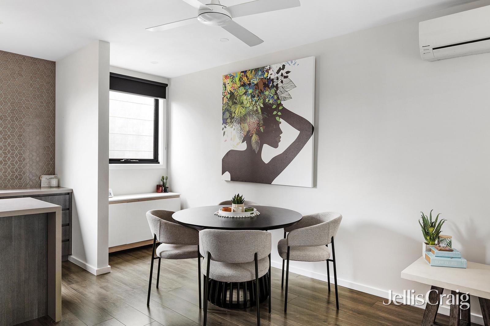 24 Collared Close, Bundoora image 7