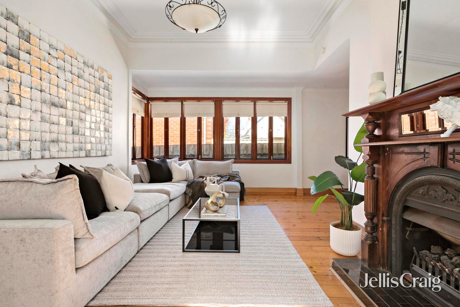 24 Collett Street, Kensington image 2
