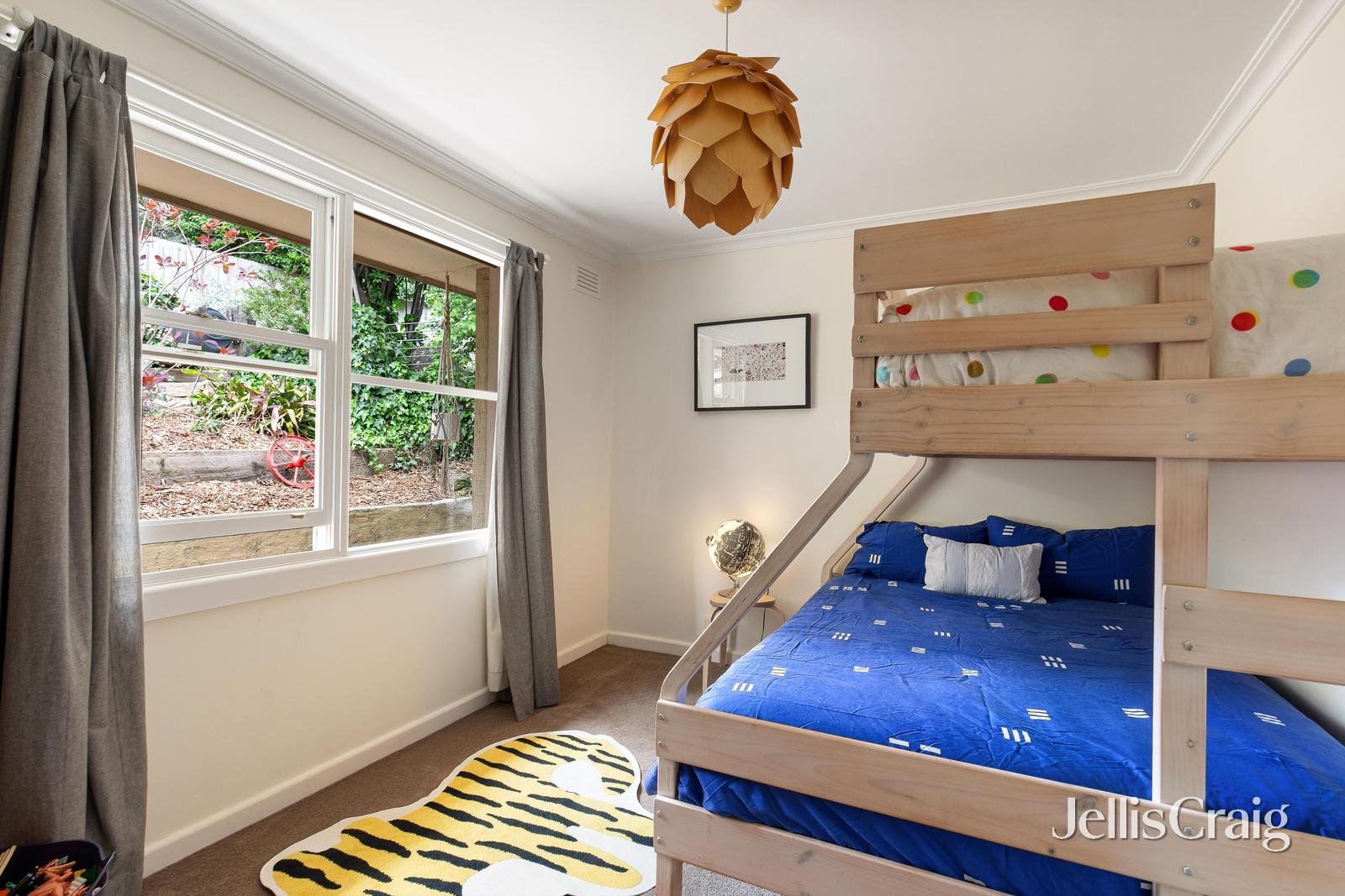 24 Curtain Road, Hurstbridge image 12