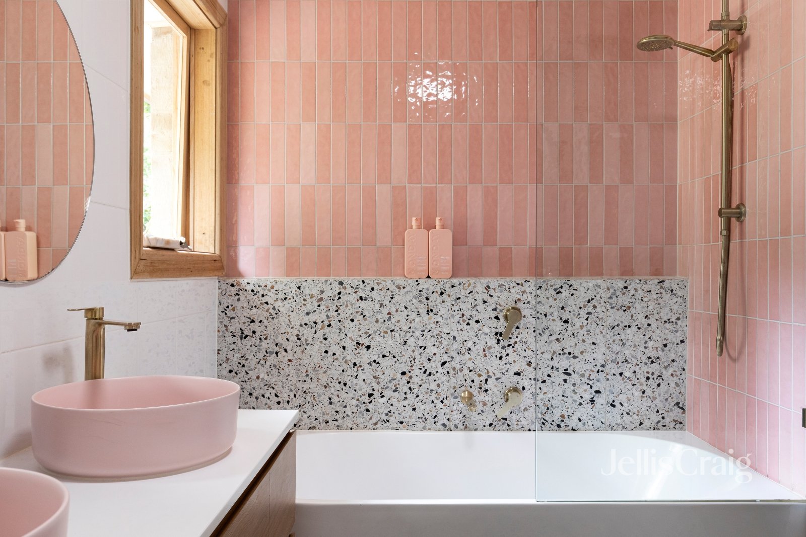 24 Curtain Road, Hurstbridge image 12