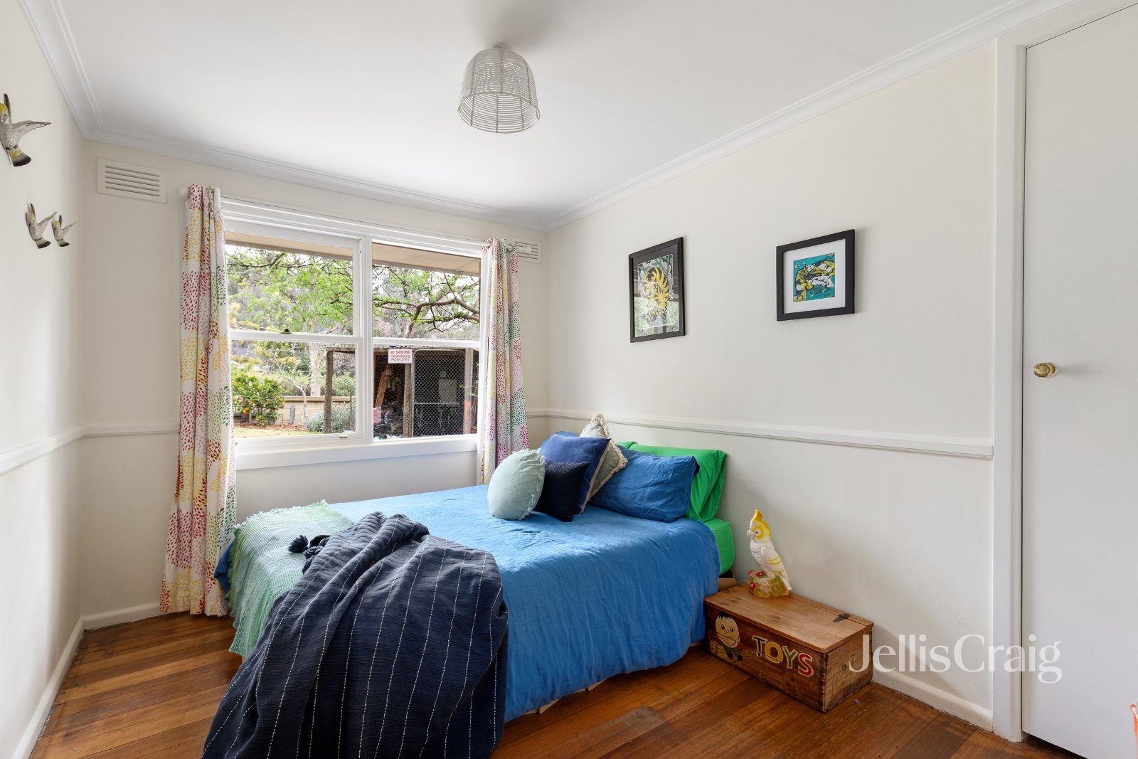24 Curtain Road, Hurstbridge image 14