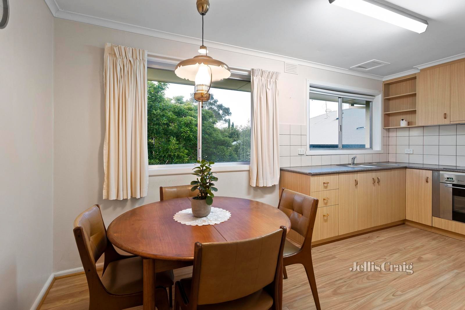 24 Cuthbert Street, Heathmont image 4