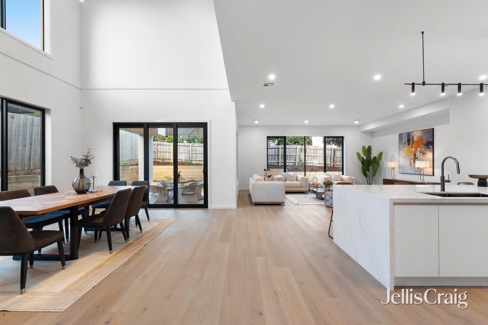 24 Dallas Street, Mount&nbsp;Waverley image 5