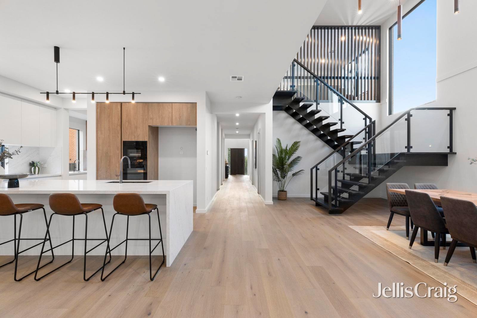 24 Dallas Street, Mount&nbsp;Waverley image 6