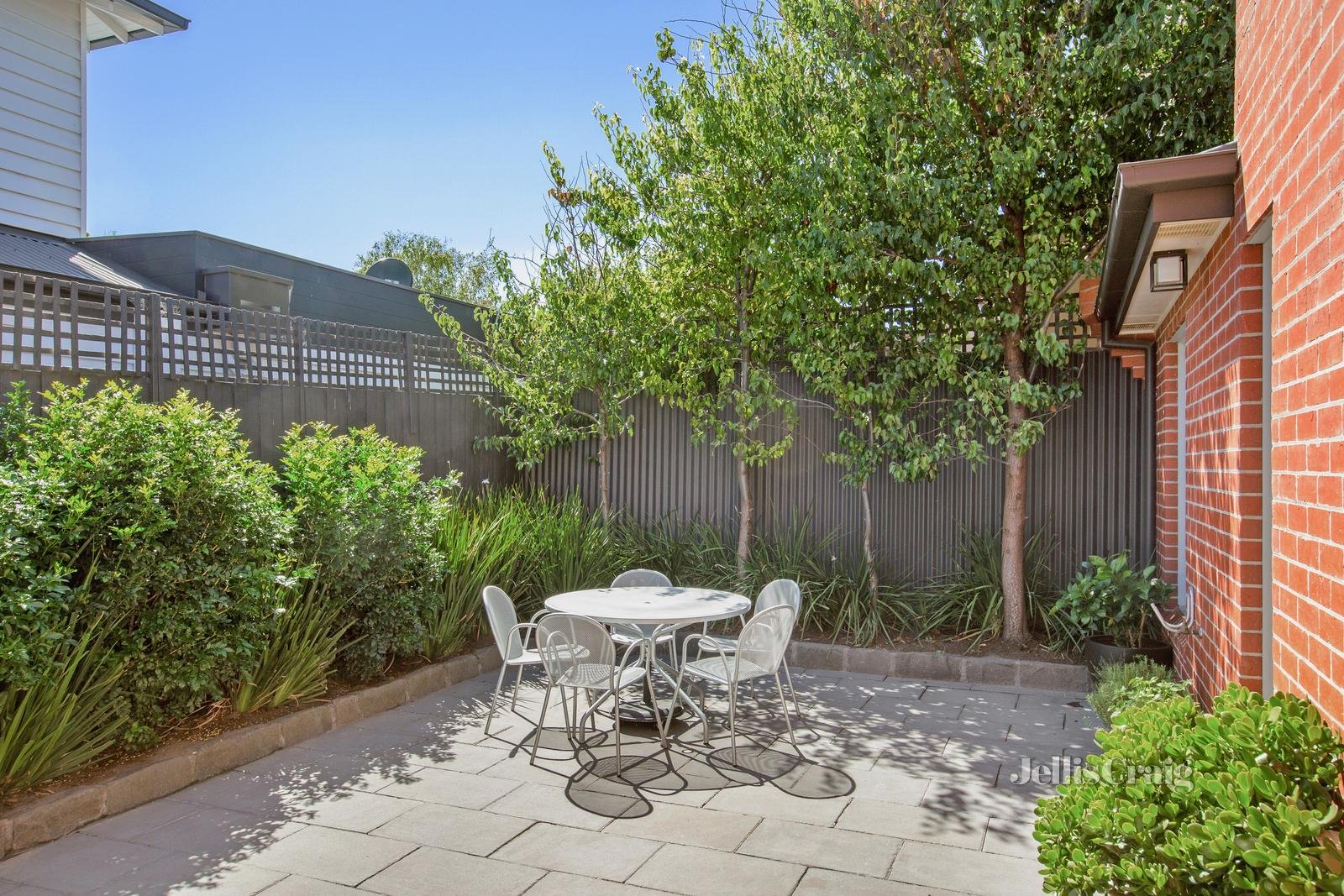 24 Deakin Street, Malvern East image 9