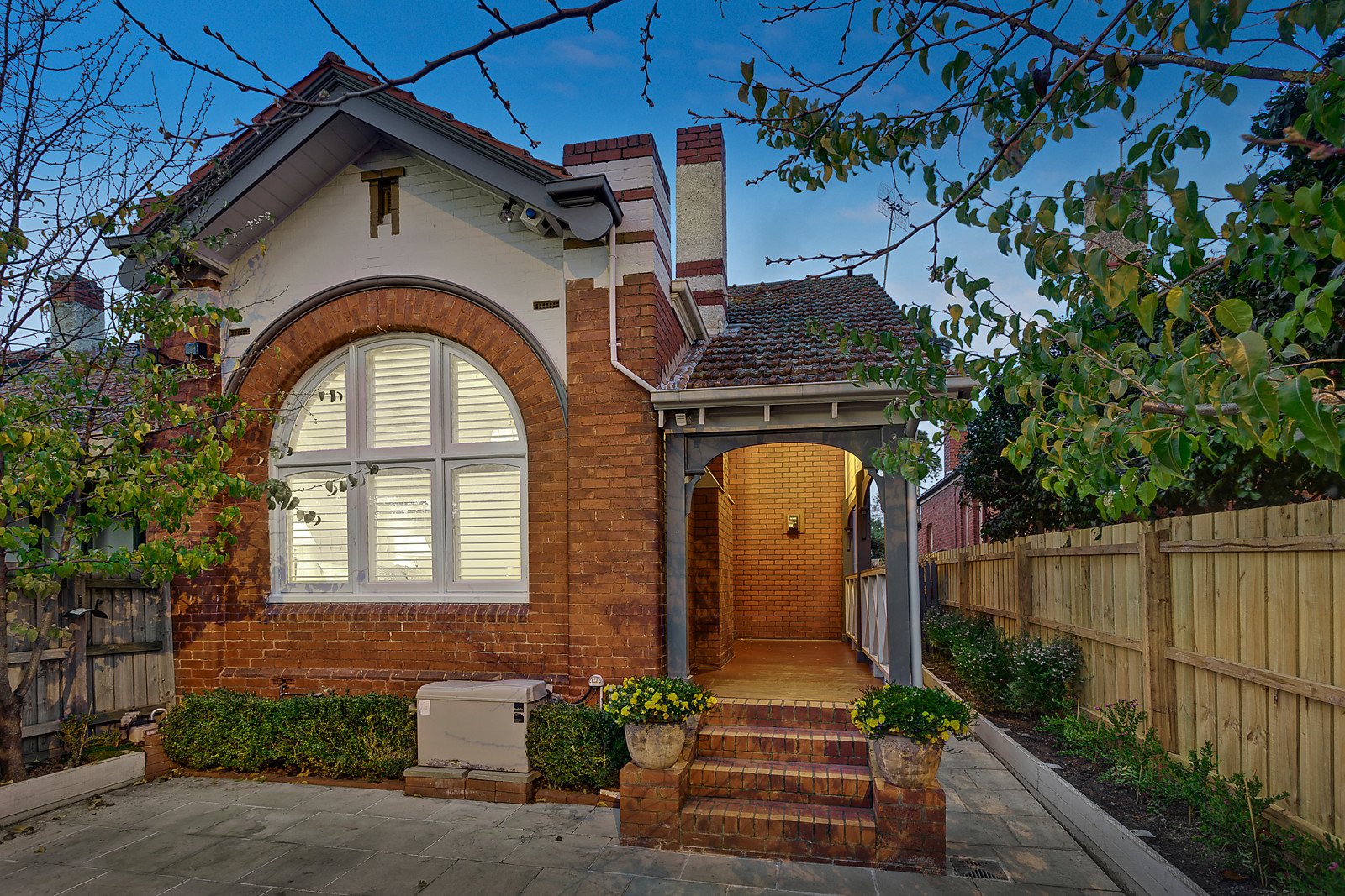 24 Denmark Street, Kew image 1