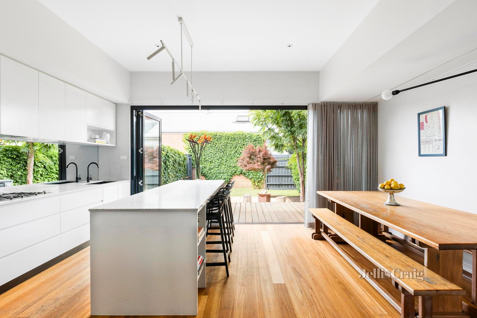 24 Dennis Street, Northcote image 3