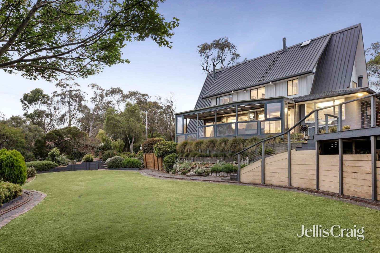 24 Dudley Road, Wonga Park image 1