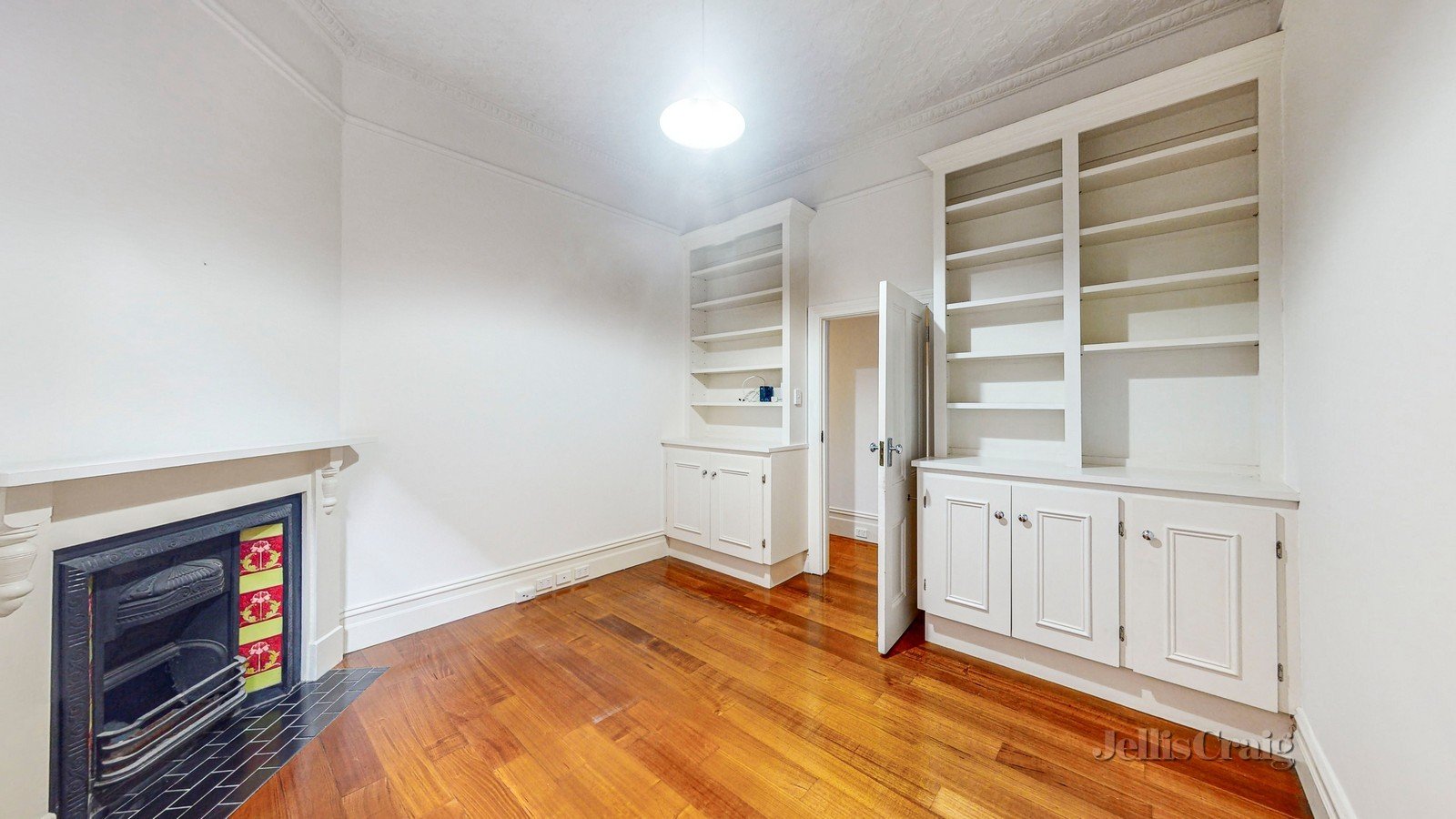 24 Duke Street, St Kilda image 2