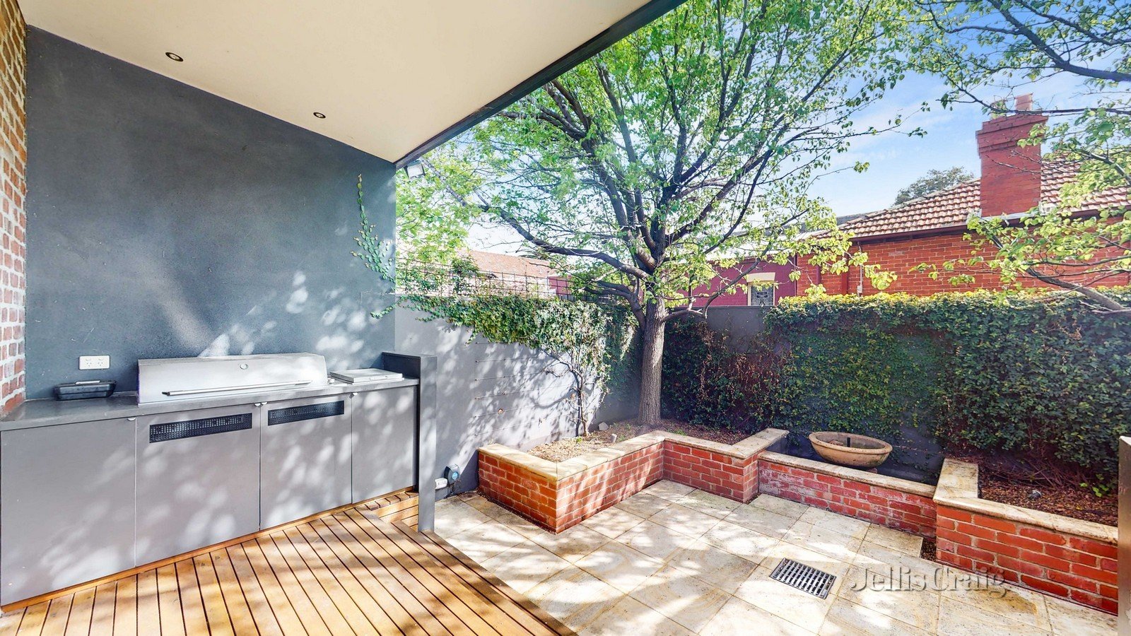 24 Duke Street, St Kilda image 9