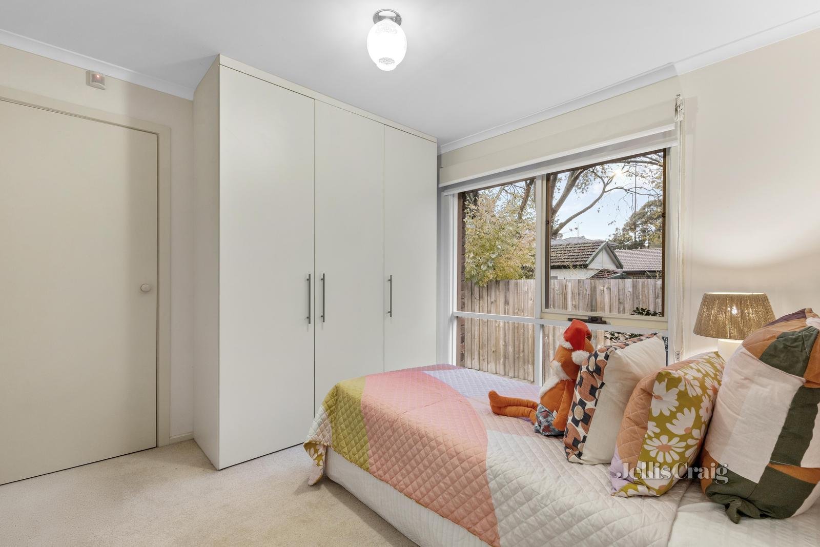 2/4 Dunloe Avenue, Mont Albert North image 8