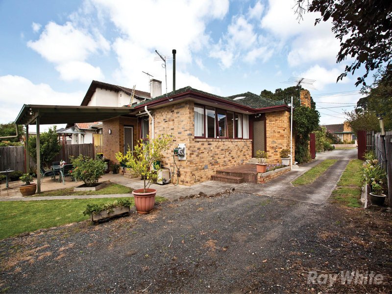 24 Durward Avenue, Glen Waverley image 10