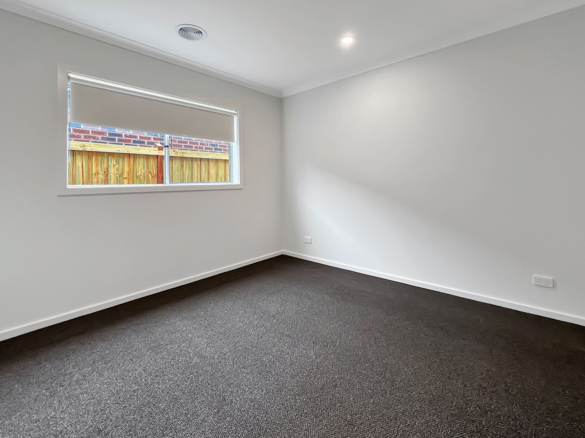 24 Elbert Street, Charlemont image 8