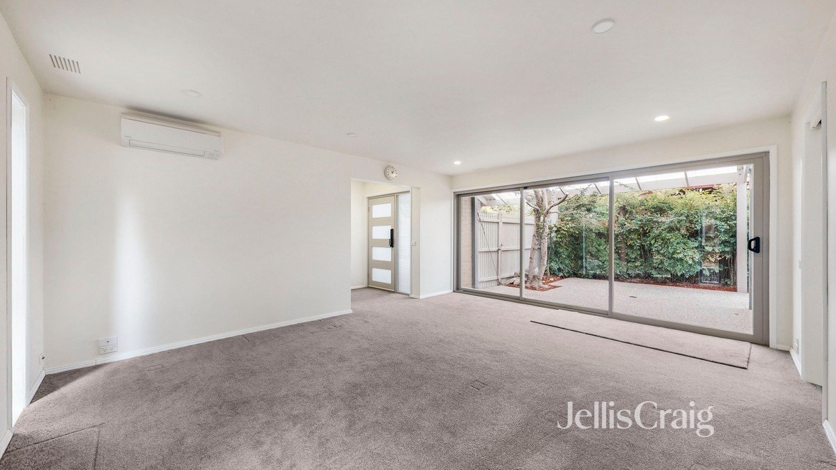 24 Erica Avenue, Glen&nbsp;Iris image 6